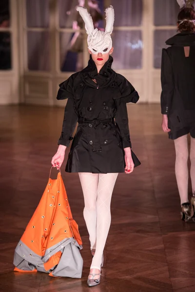 Look 6